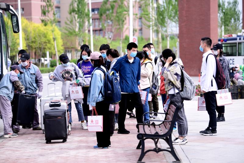 长春大学生返校，青春归巢与城市脉搏的重启