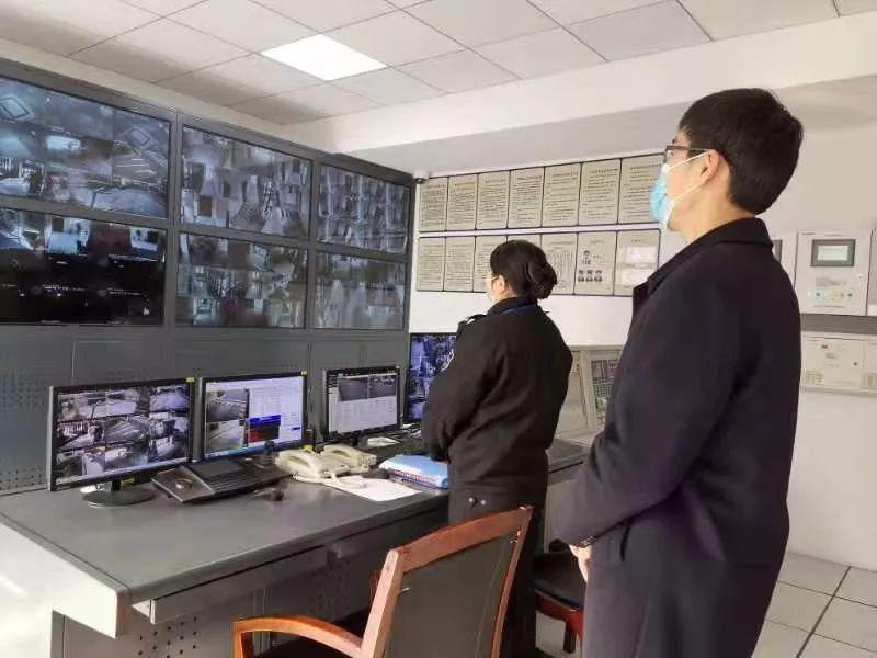 浙江省大学疫情期间的防控政策，科学施策与人文关怀的双重实践