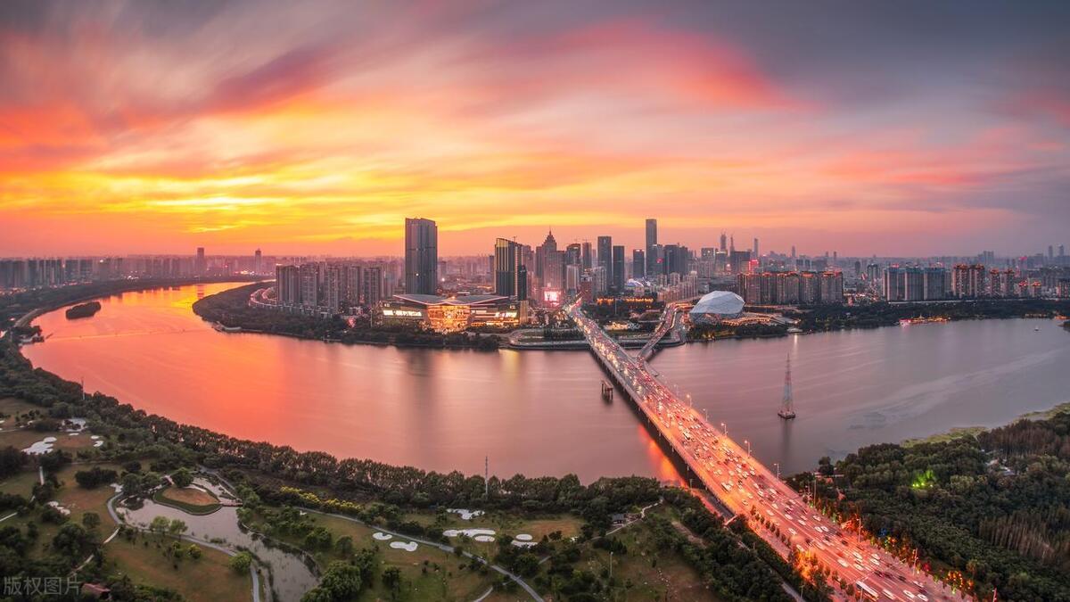 郑州疫情与南京无关，两地疫情溯源与防控措施的科学解析