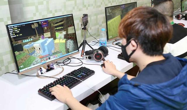 辅助开挂工具“凑一桌游戏作弊辅助挂”(原来确实是有挂)